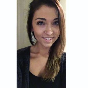 Meet your Posher, Courtney